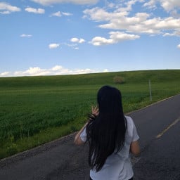 nurezgi profil fotoğrafı