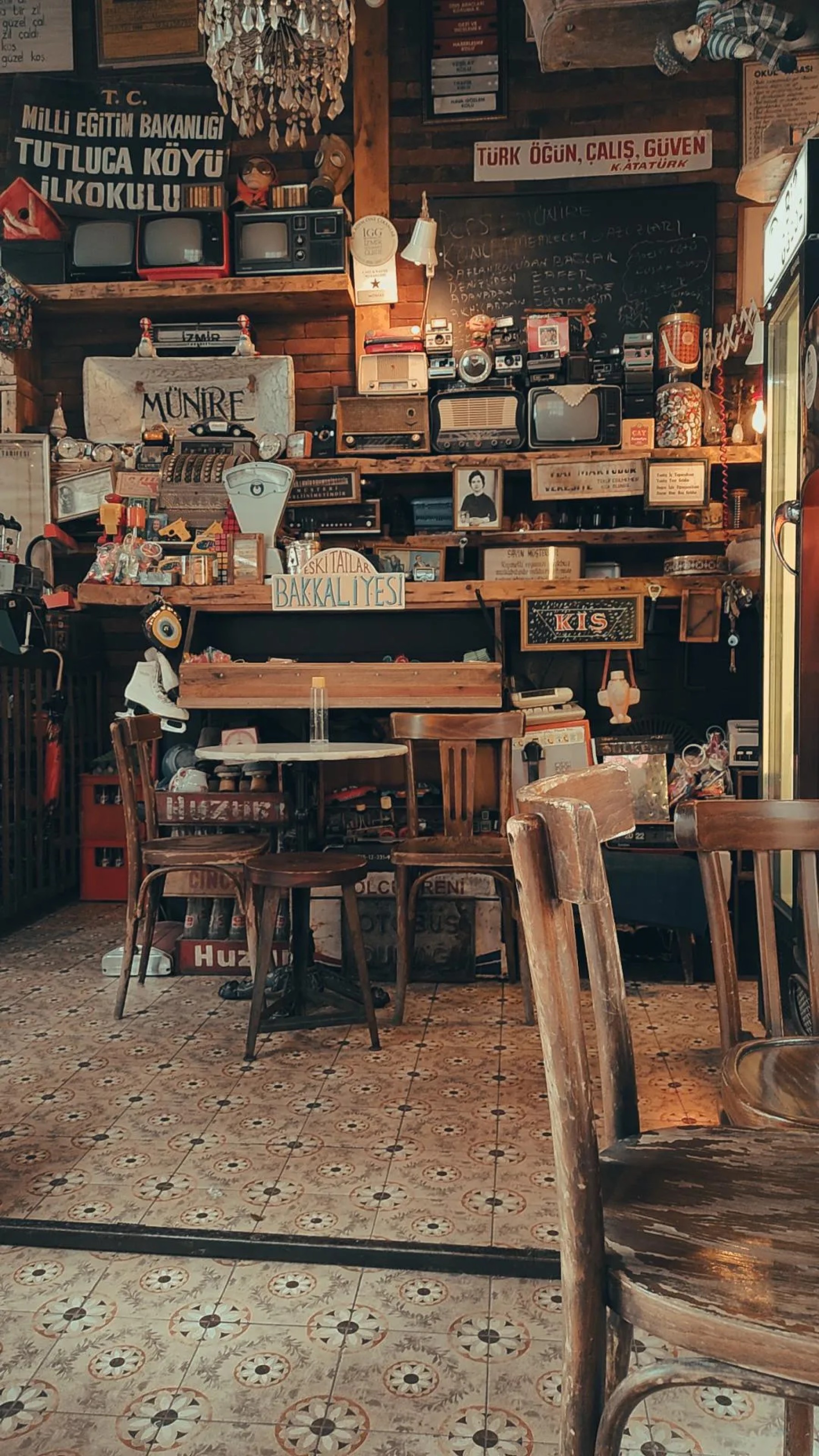 lavinia1995 kapak fotoğrafı