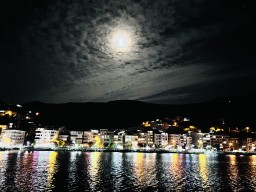 Yazar imera fera Normal Sözlük