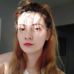 sehpadaki midi klavye profil fotoğrafı