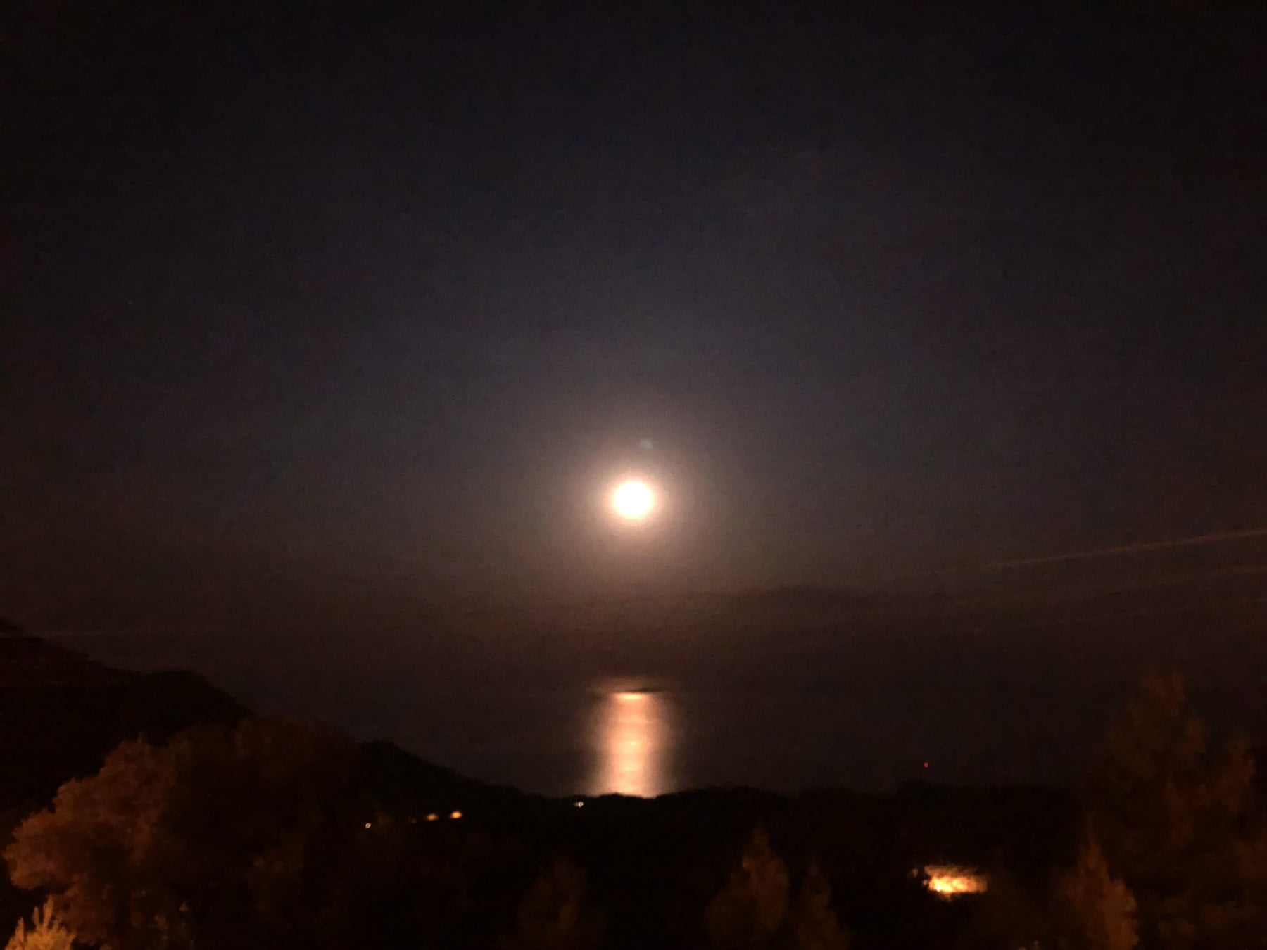 meknuz kapak fotoğrafı