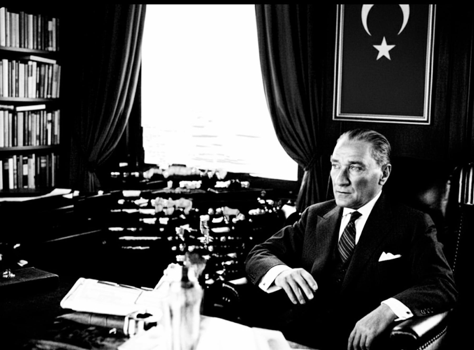 atavratedebiyat kapak fotoğrafı